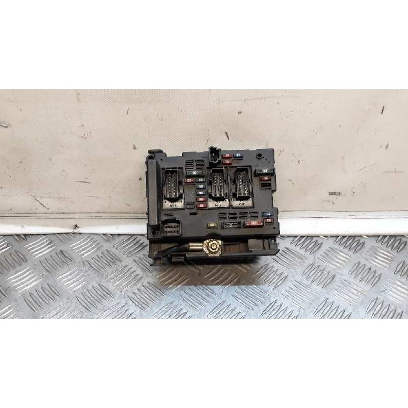 CAJA RELES / FUSIBLES 9643538080  - imagen 1