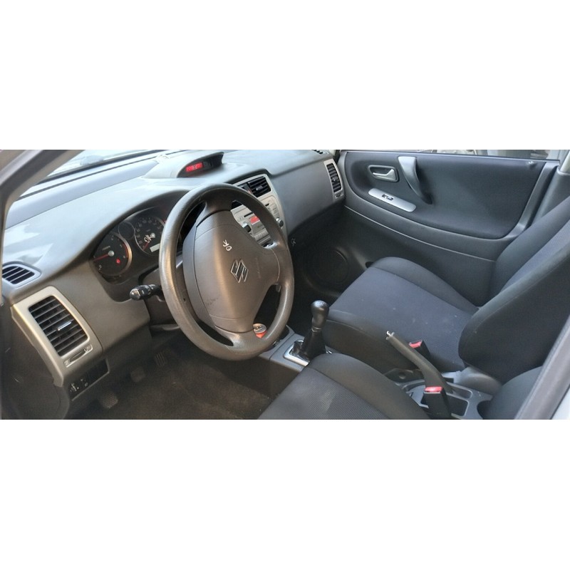 SUZUKI LIANA RH (ER) - imagen 5