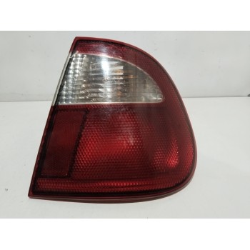 PILOTO TRASERO DERECHO 6K5945112F 