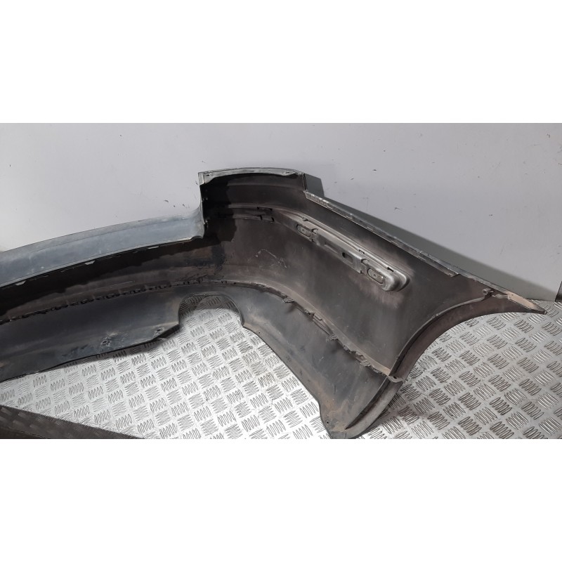 PARAGOLPES TRASERO NEGRO  - imagen 2