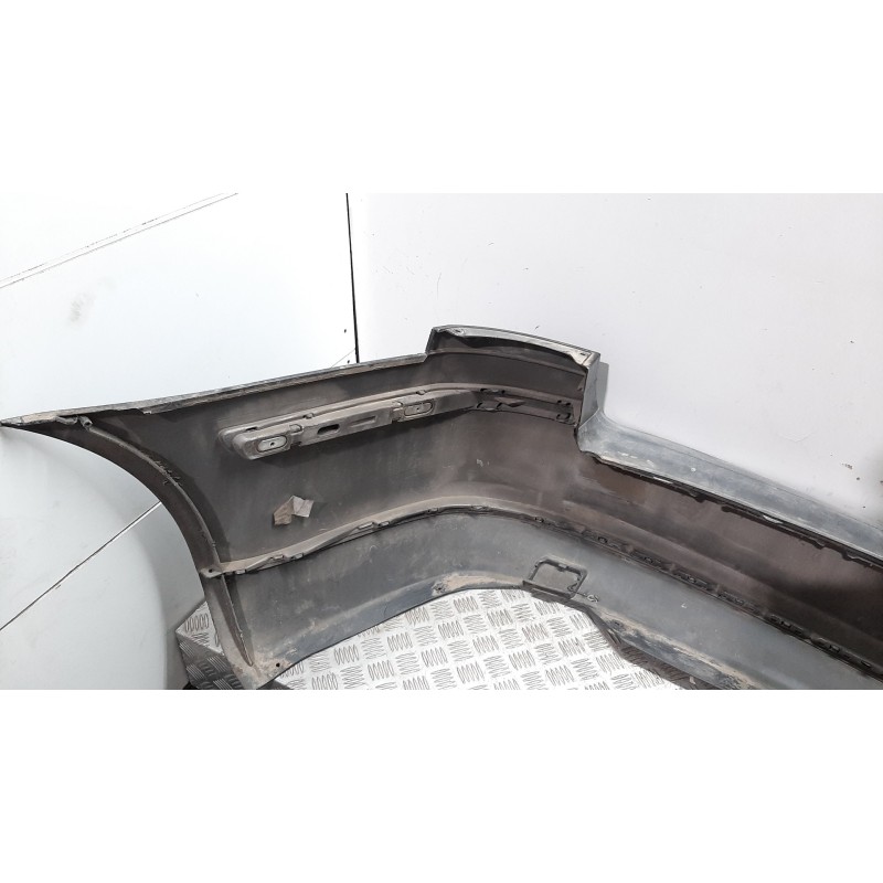 PARAGOLPES TRASERO NEGRO  - imagen 3