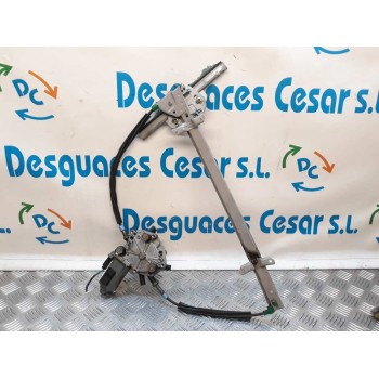 ELEVALUNAS DELANTERO DERECHO 