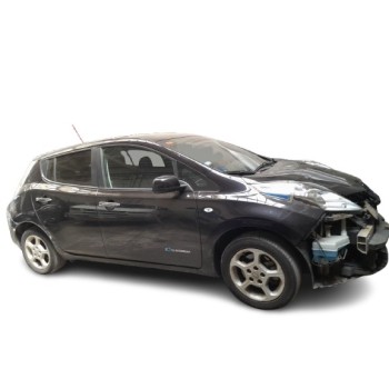 NISSAN LEAF (ZE1)