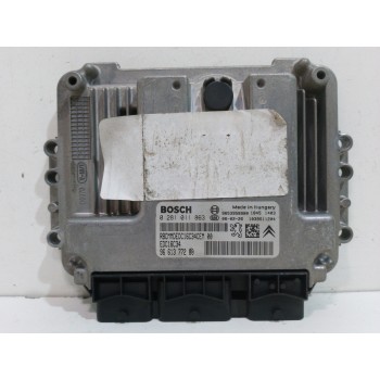 CENTRALITA MOTOR UCE 0281011863 9661377280 1940JJ