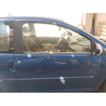 PUERTA DELANTERA DERECHA 801008682R 