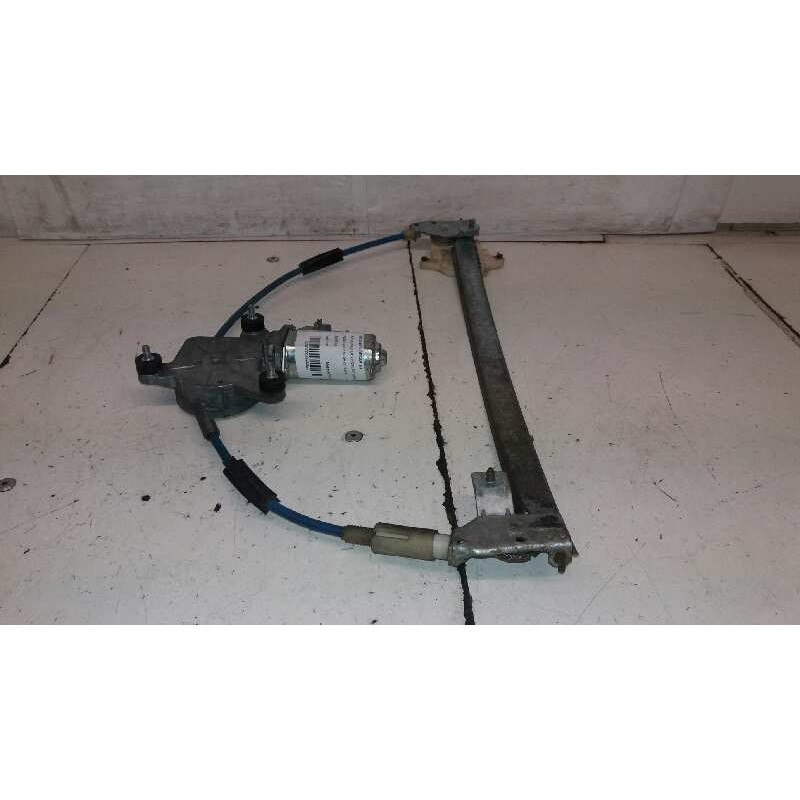 ELEVALUNAS DELANTERO DERECHO 922294 