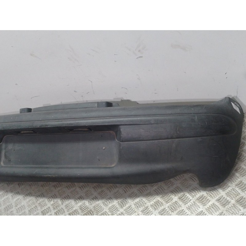 PARAGOLPES TRASERO 735245659 NEGRO  - imagen 4