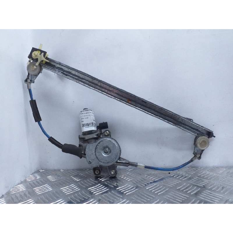 ELEVALUNAS DELANTERO DERECHO ELECTRICO  - imagen 1