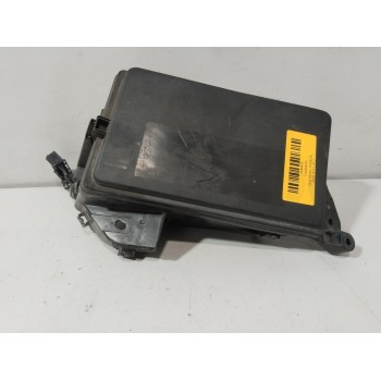 CAJA RELES / FUSIBLES 7154555030 8266630730 8266253070