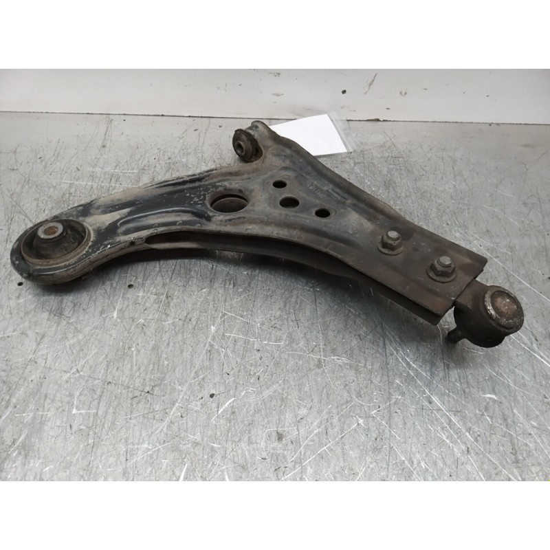 BRAZO SUSPENSION INFERIOR DELANTERO IZQUIERDO 96870465  - imagen 2