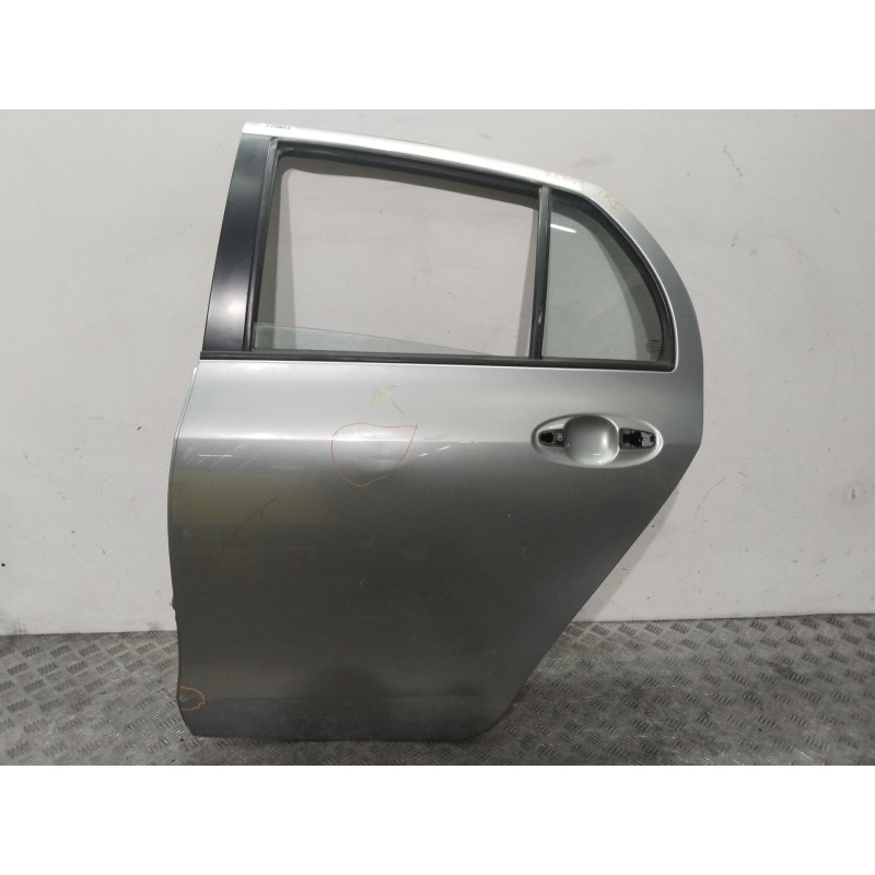 PUERTA TRASERA IZQUIERDA 670040D110  - imagen 1