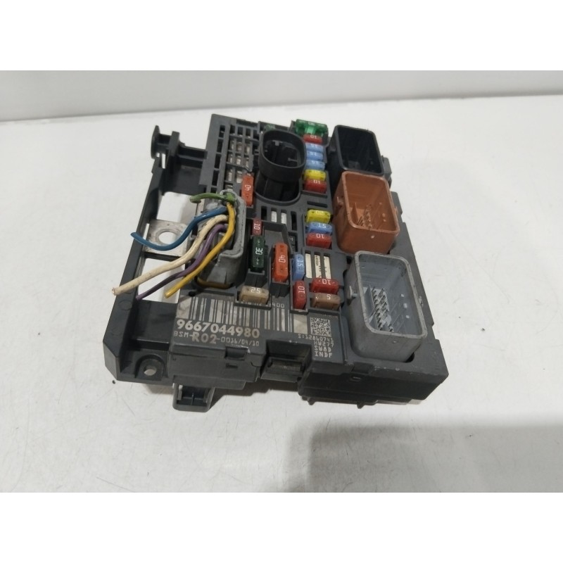 CAJA RELES / FUSIBLES 9667044980  - imagen 4