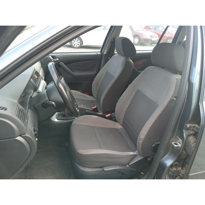 SKODA OCTAVIA I COMBI (1U5) - imagen 6