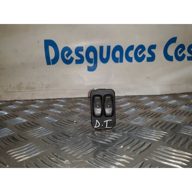 MANDO ELEVALUNAS DELANTERO IZQUIERDO 