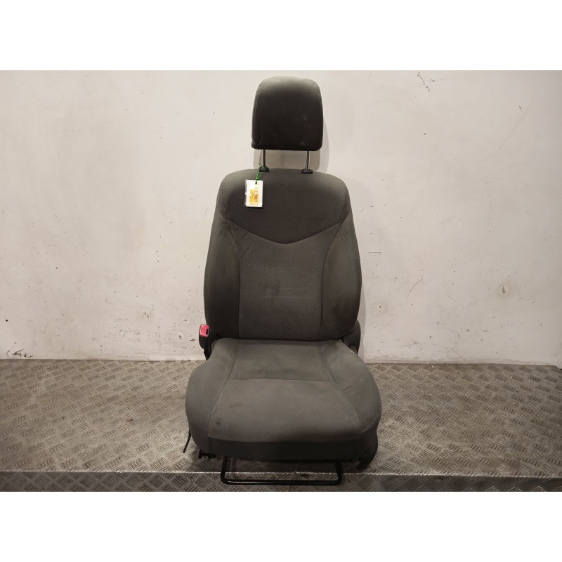 ASIENTO DELANTERO IZQUIERDO 7144047090B2  - imagen 1