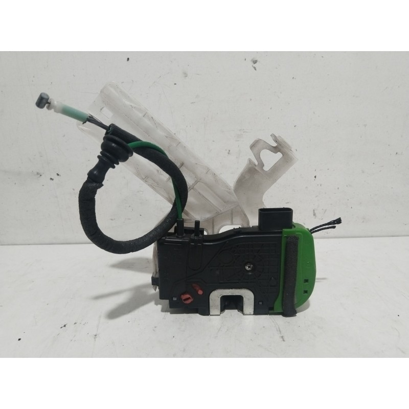 CERRADURA PUERTA TRASERA DERECHA 814203Z000  - imagen 2
