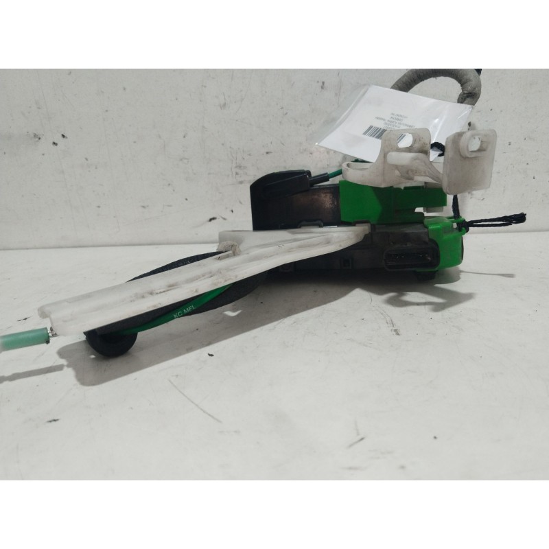CERRADURA PUERTA TRASERA DERECHA 814203Z000  - imagen 3