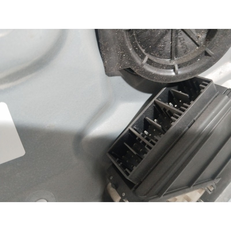 ELEVALUNAS DELANTERO IZQUIERDO 6L3837751CJ  - imagen 3