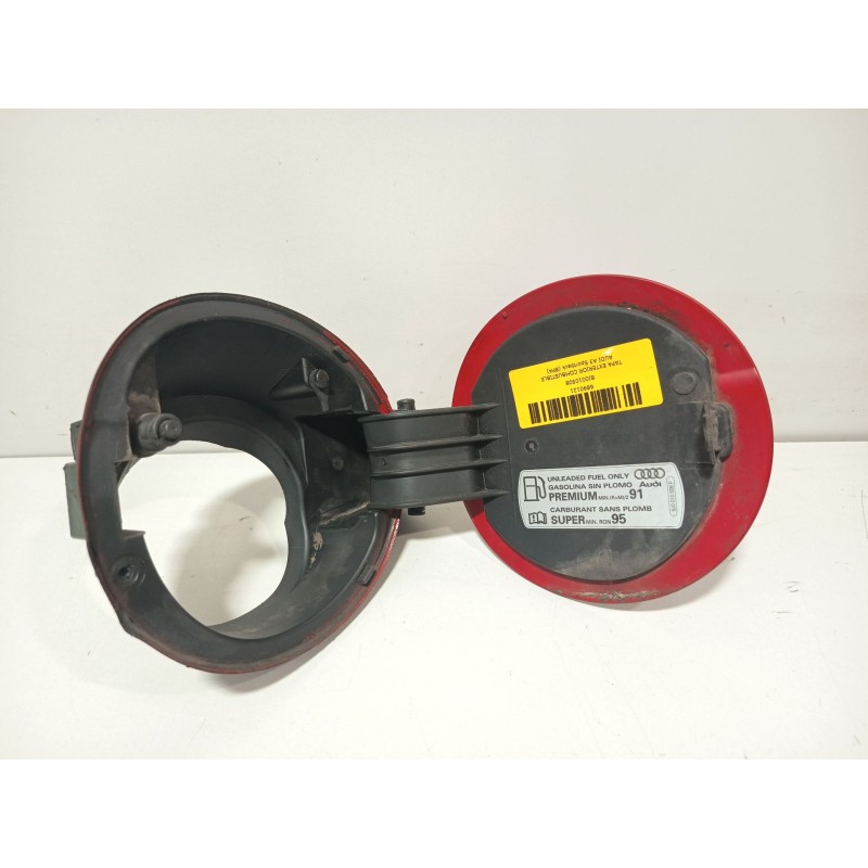 TAPA EXTERIOR COMBUSTIBLE 8J0010508  - imagen 1