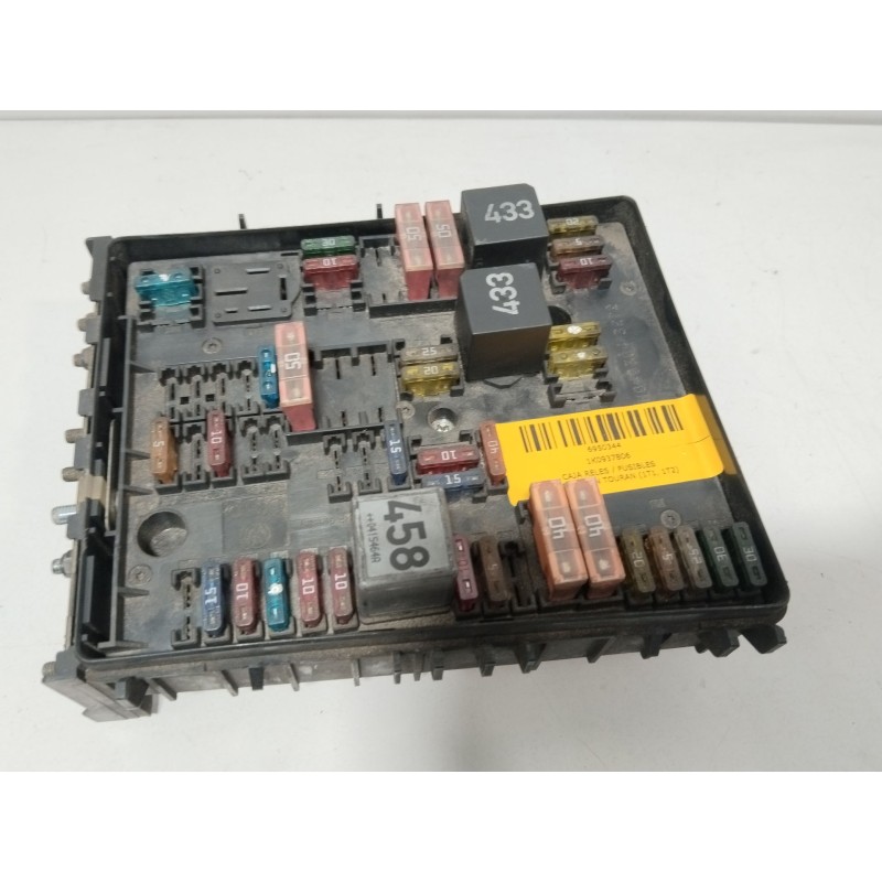 CAJA RELES / FUSIBLES 1K0937806  - imagen 4