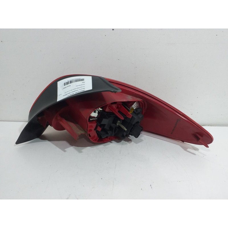 PILOTO TRASERO IZQUIERDO  - imagen 2