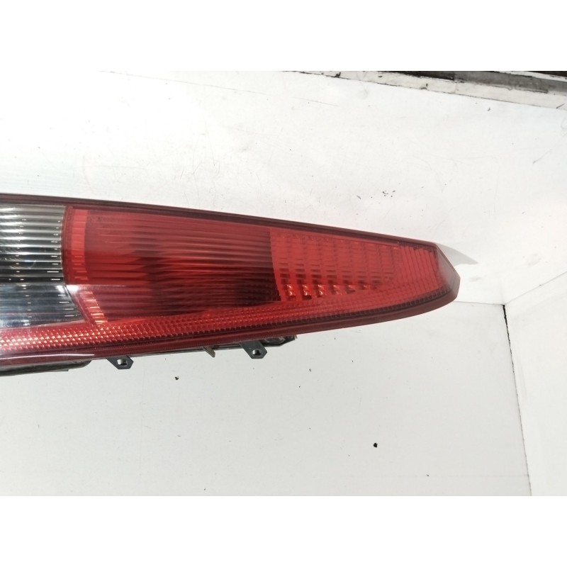 PILOTO TRASERO DERECHO 2S6113A602B  - imagen 2