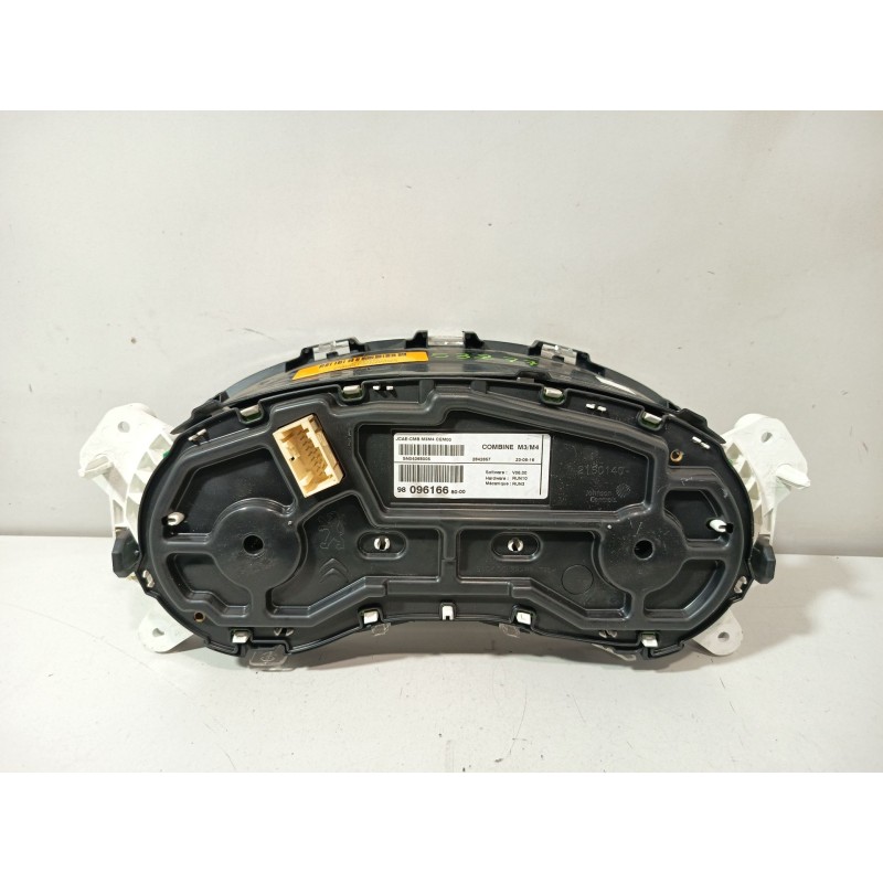 CUADRO INSTRUMENTOS 9809616680  - imagen 4