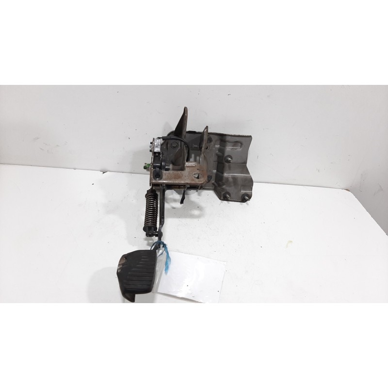 PEDAL EMBRAGUE  - imagen 1