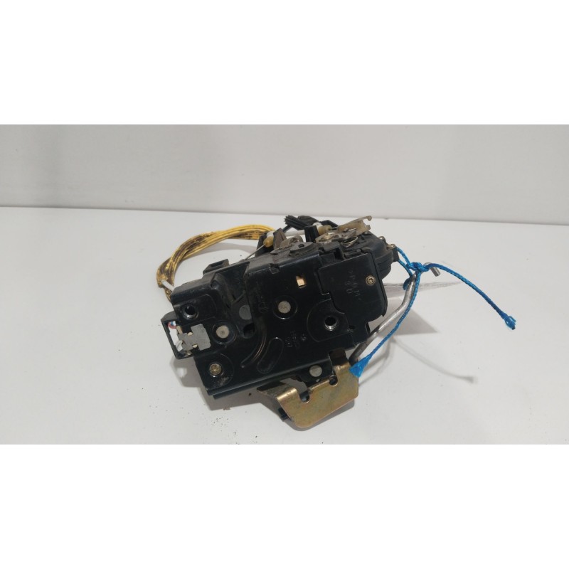 CERRADURA PUERTA TRASERA DERECHA 4B0839016G  - imagen 4