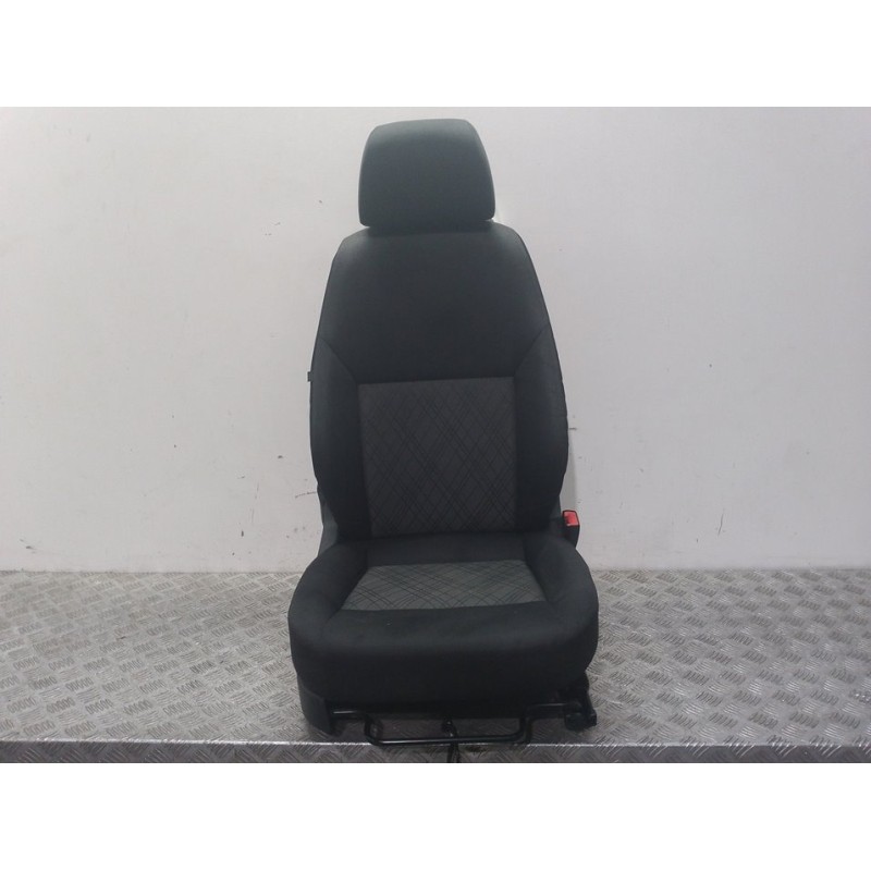 ASIENTO DELANTERO DERECHO 6RA881106F  - imagen 1