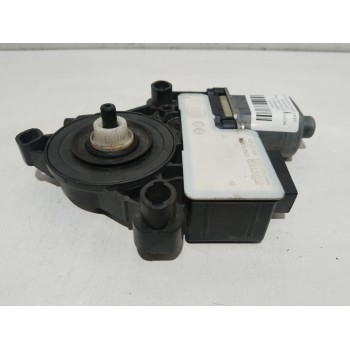 MOTOR ELEVALUNAS TRASERO IZQUIERDO 5Q0959811A 0130822725