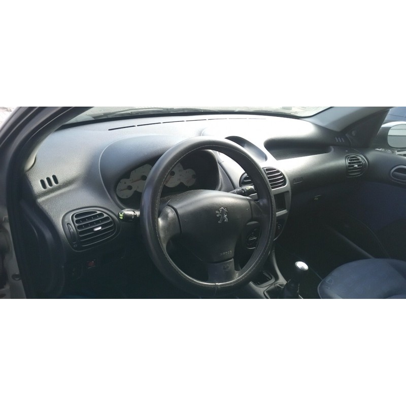 PEUGEOT 206 BERLINA - imagen 5