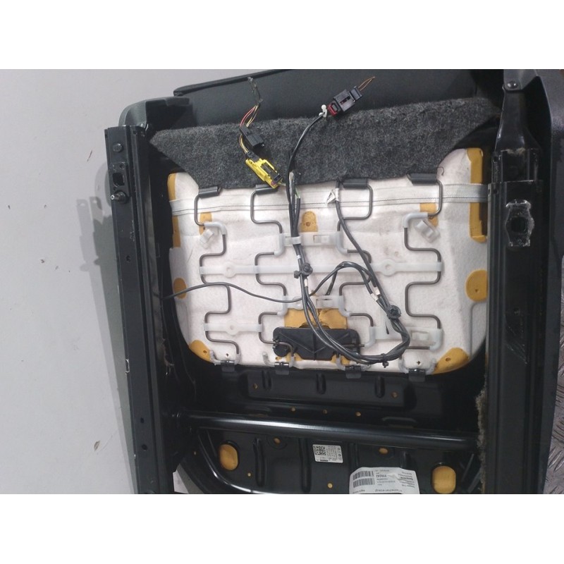 ASIENTO DELANTERO DERECHO 6RA881106F  - imagen 4