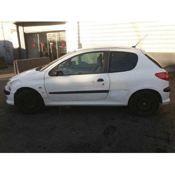 PEUGEOT 206 BERLINA