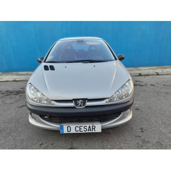 PEUGEOT 206 BERLINA