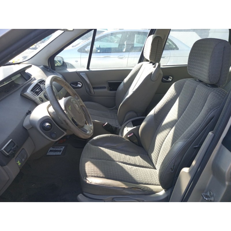 RENAULT GRAND SCÉNIC II (JM0/1_) - imagen 6