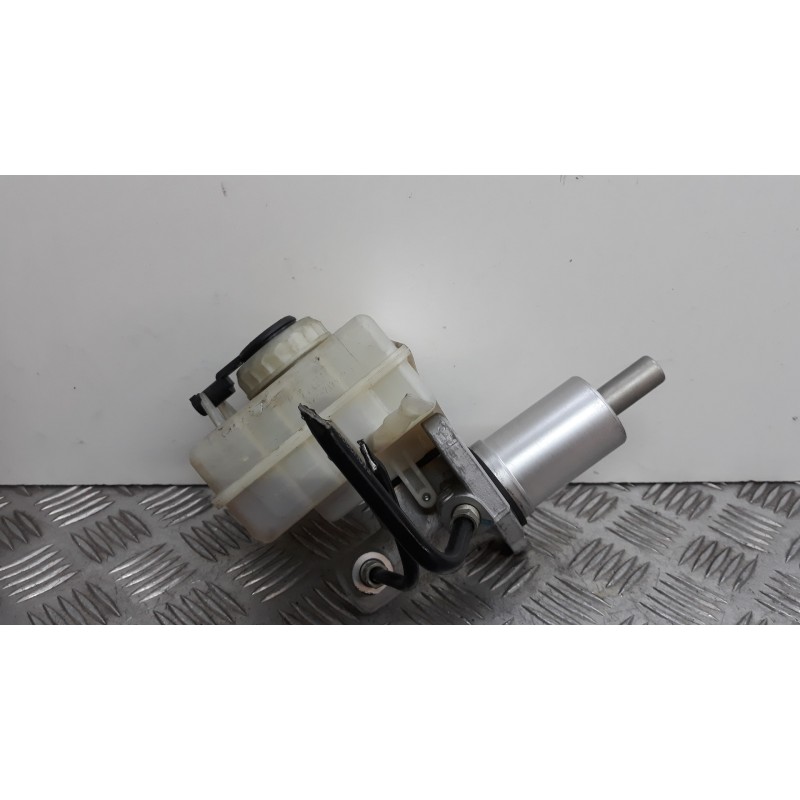 BOMBA FRENO 32067179D  - imagen 2