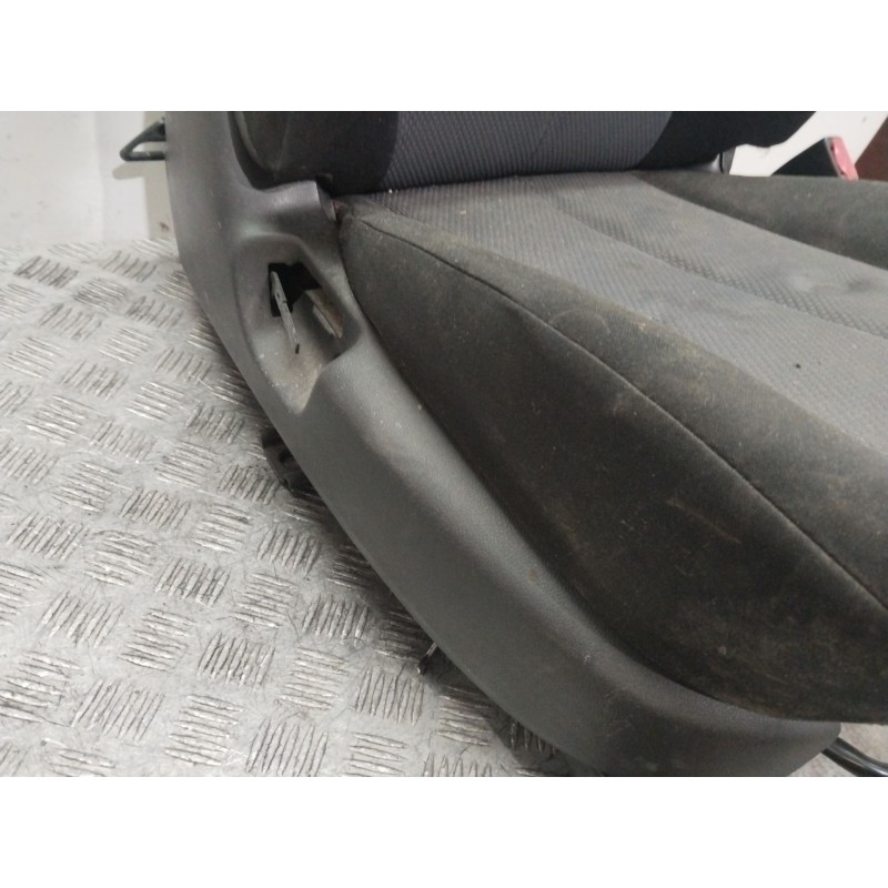 ASIENTO DELANTERO DERECHO  - imagen 2