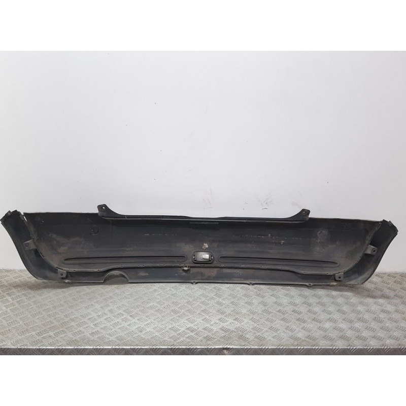 PARAGOLPES TRASERO 11412910 NEGRO  - imagen 2