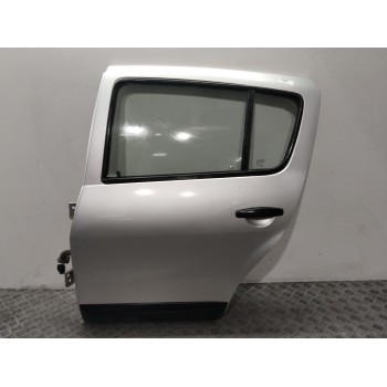 PUERTA TRASERA IZQUIERDA 821018232R PLATA