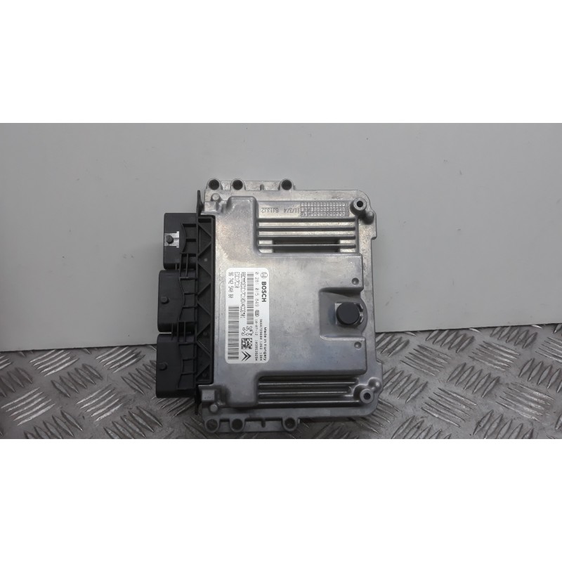 CENTRALITA MOTOR UCE 0281015849  - imagen 3