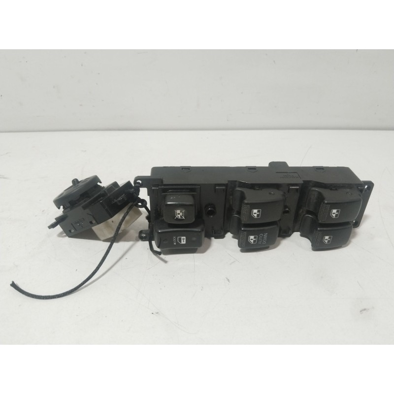 MANDO ELEVALUNAS DELANTERO IZQUIERDO 827111G060GR  - imagen 1