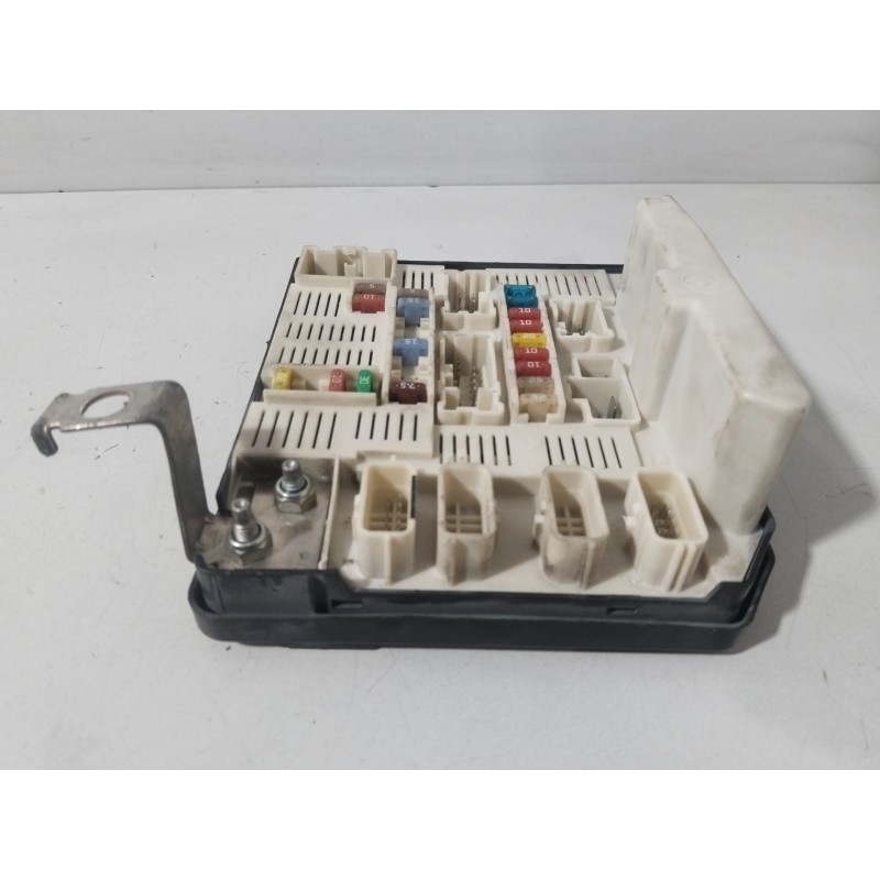 CAJA RELES / FUSIBLES 8200481866  - imagen 3