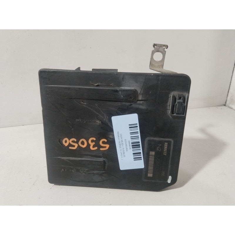 CAJA RELES / FUSIBLES 8200481866  - imagen 4