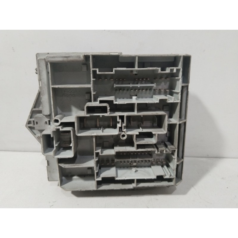 CAJA RELES / FUSIBLES 51773289  - imagen 4