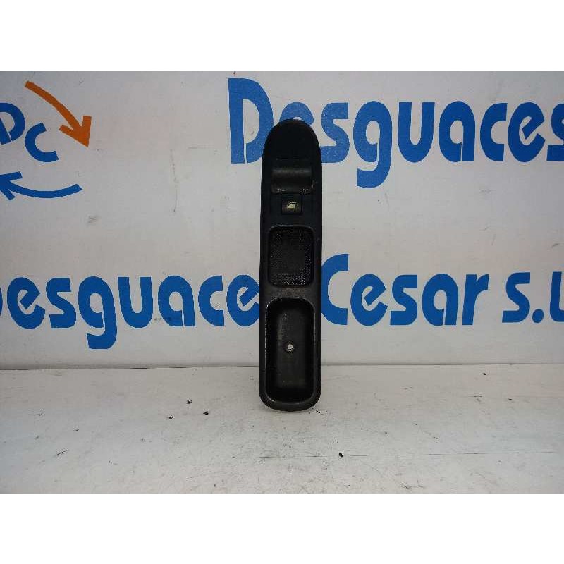 MANDO ELEVALUNAS DELANTERO DERECHO 6554E7  - imagen 1