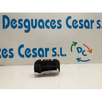 MANDO ELEVALUNAS DELANTERO IZQUIERDO 1096837 