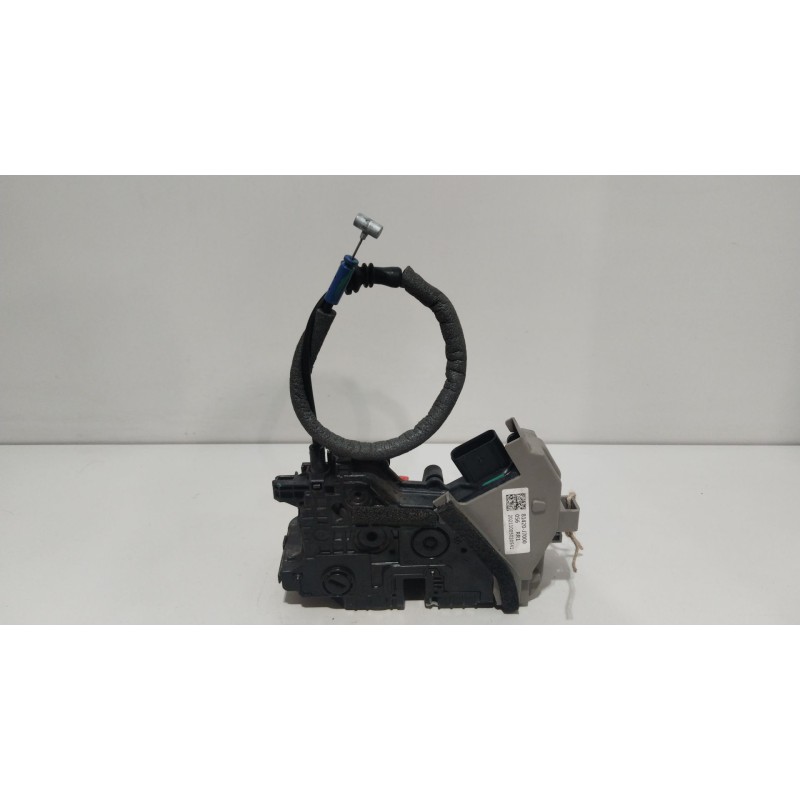 CERRADURA PUERTA TRASERA DERECHA 81420J7000  - imagen 3