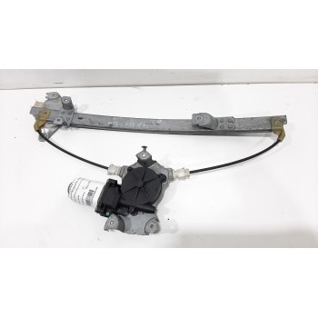 ELEVALUNAS TRASERO IZQUIERDO 82701AV610 