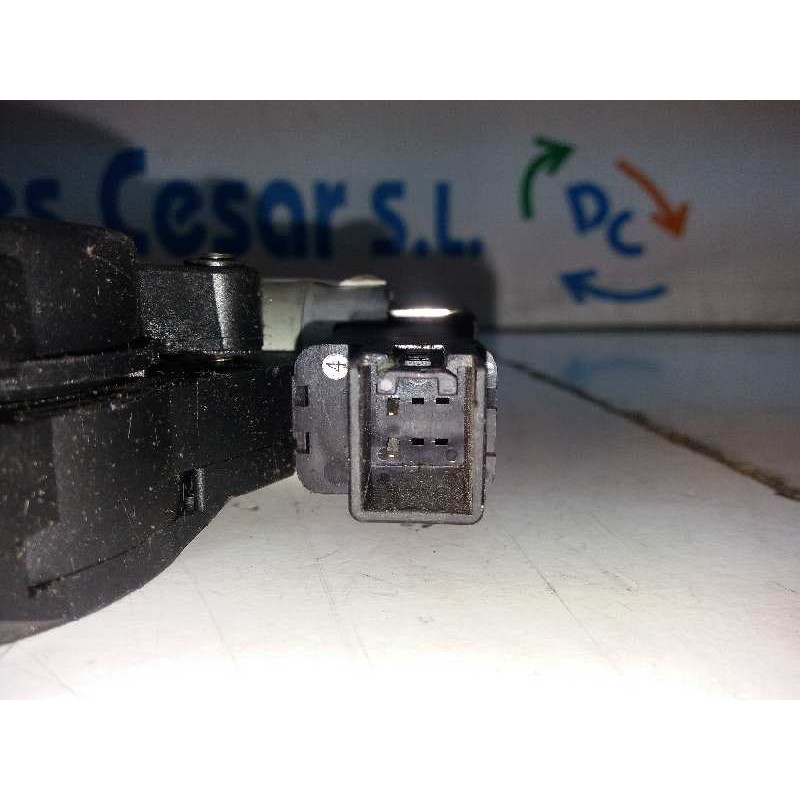 ELEVALUNAS DELANTERO DERECHO G22C5958X  - imagen 3